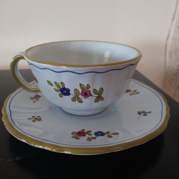 PV Peasant Village Two Cup Saucer Sets Blue Floral Italian Handmade Pottery - Picture 10 of 11